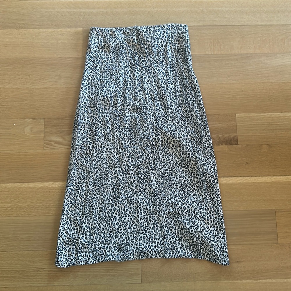 John Gault Blue and Black Cheetah Printed Maxi Skirt.